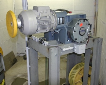 neue Maschine mit Aufsturzbremse